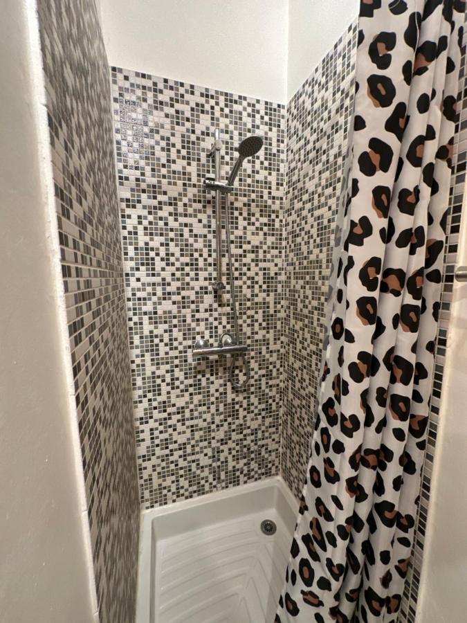 Ideal Proche Centre Paris Apartment *